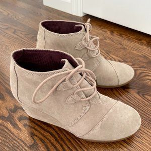 TOMS Women's Kala Desert Wedge Bootie
